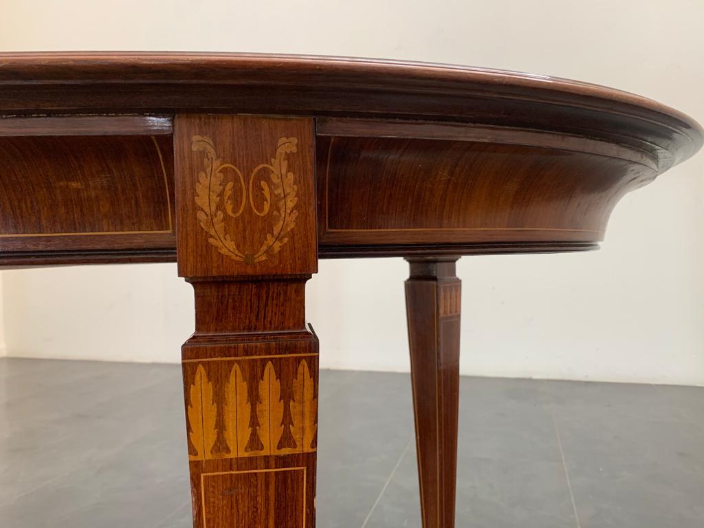 Oval Rosewood Table Attributed to Paolo Buffa for La Permanente Cantù, 1950s For Sale 4