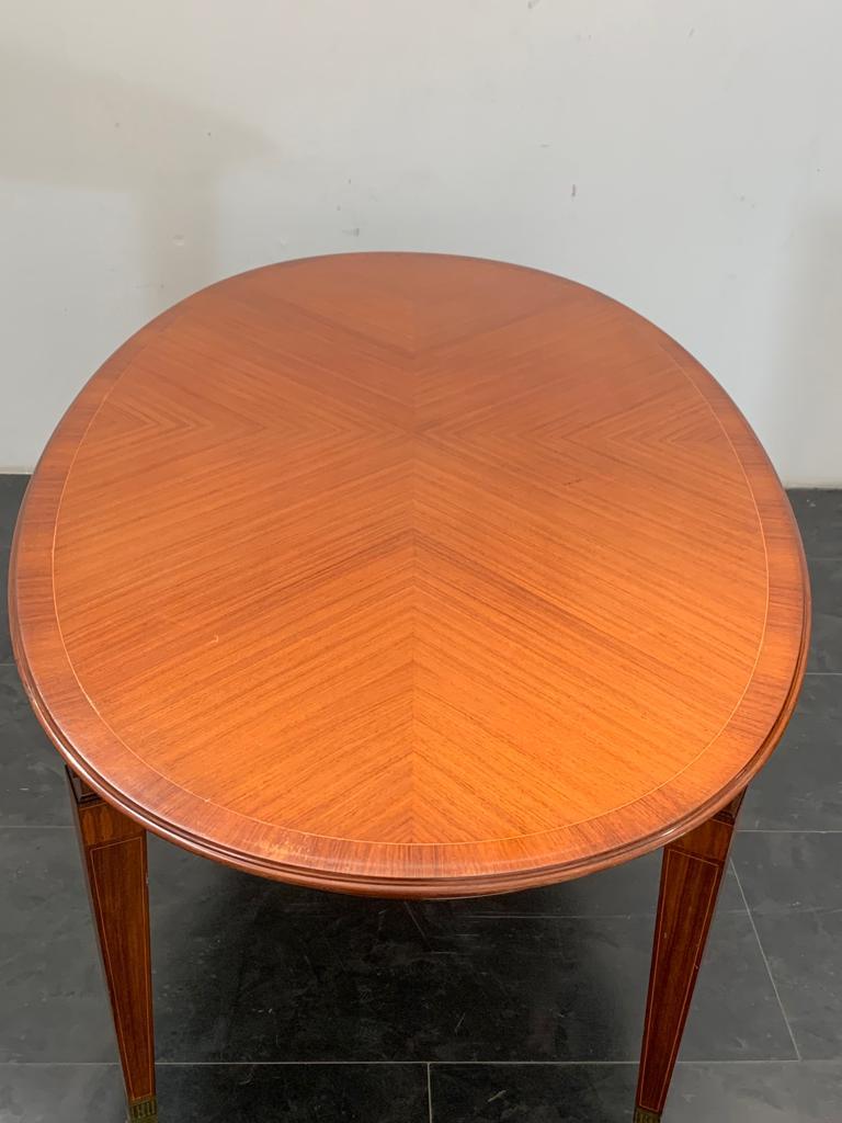 Oval Rosewood Table Attributed to Paolo Buffa for La Permanente Cantù, 1950s For Sale 6
