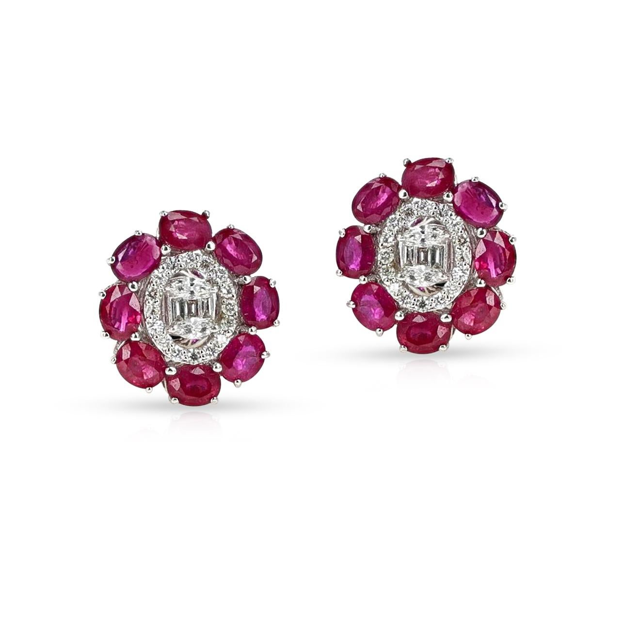 Oval Ruby and Diamond Stud Earrings, 18k In Excellent Condition For Sale In New York, NY