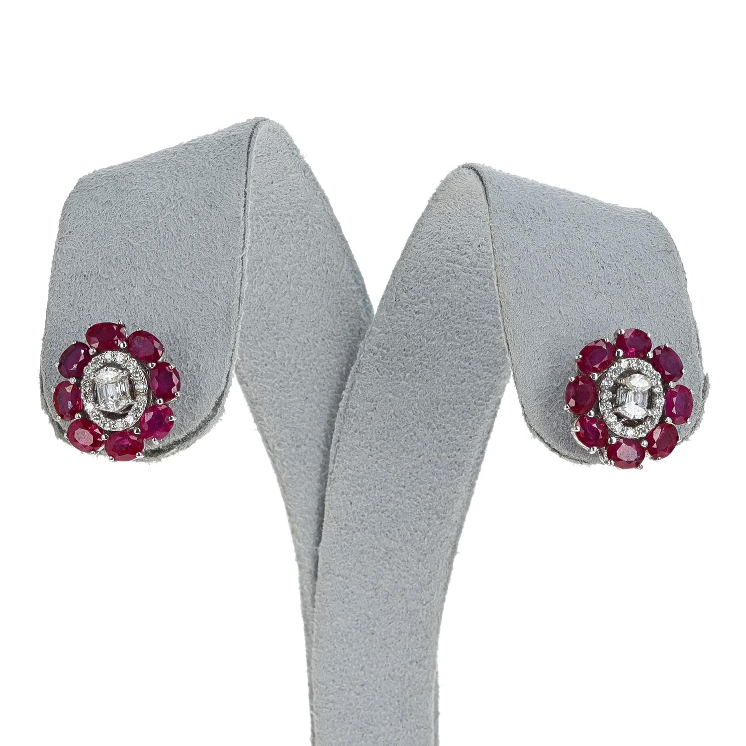 Women's or Men's Oval Ruby and Diamond Stud Earrings, 18k For Sale