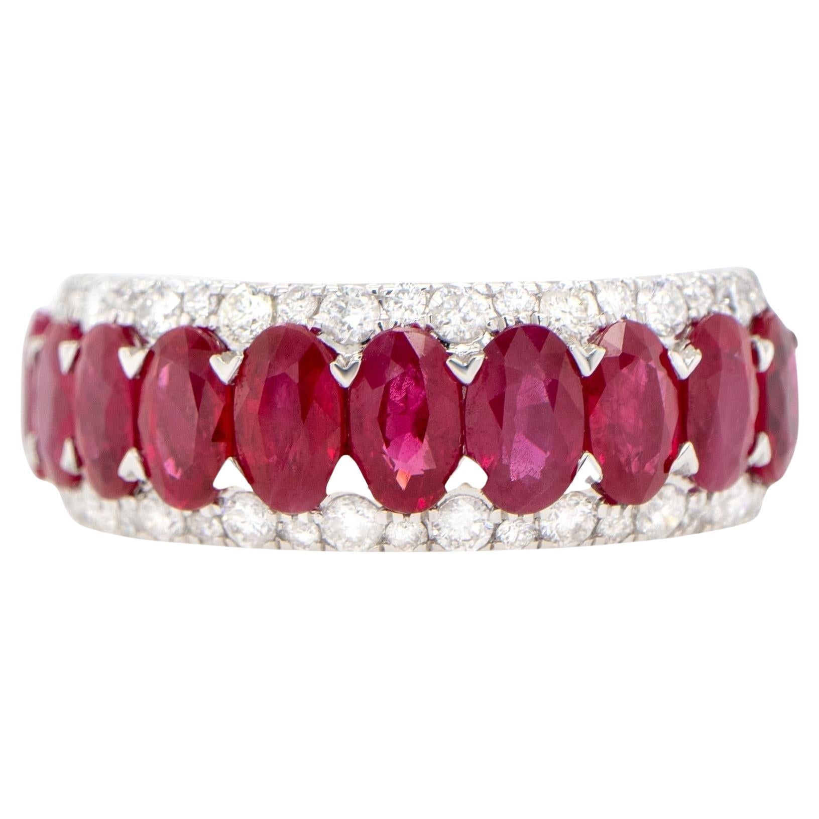 Oval Ruby Band Ring With Diamonds 3.61 Carats 18K Gold For Sale