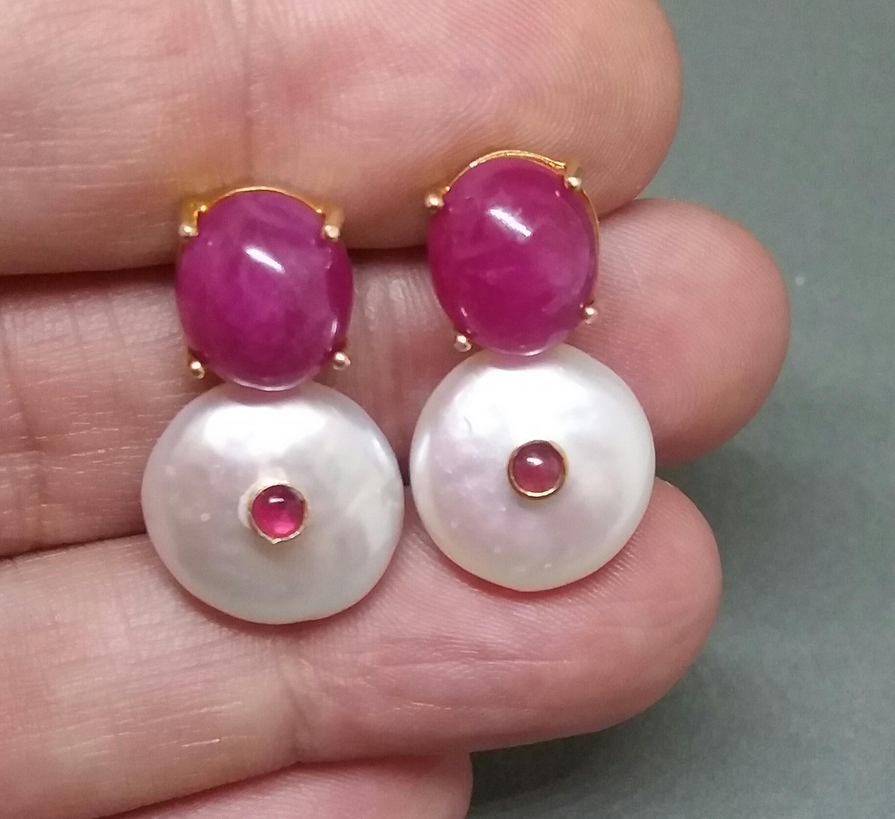 Oval Ruby Cabs Flat Baroque Pearls 14 Karat Yellow Gold Stud Earrings For Sale 3