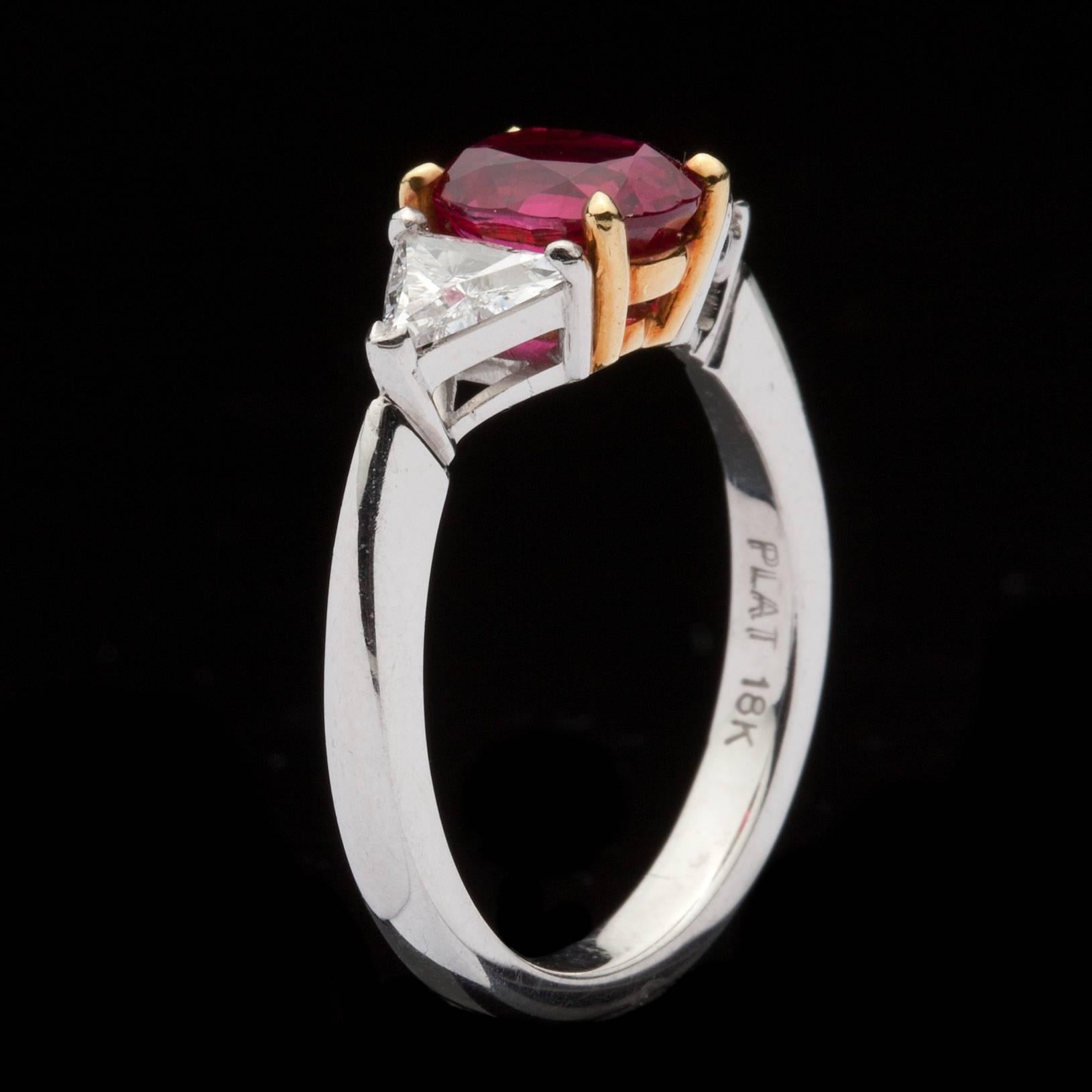Oval Ruby, Diamond, Platinum and Yellow Gold Ring In Excellent Condition In San Francisco, CA