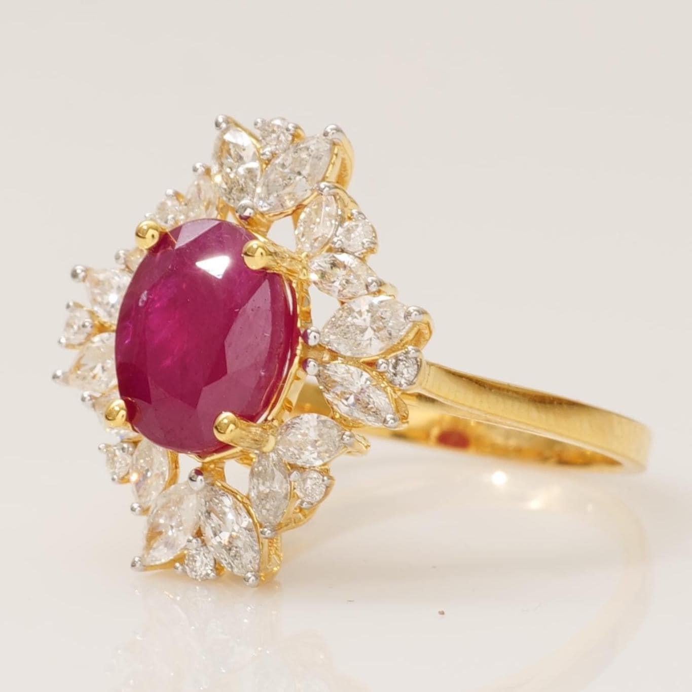 Ovaler Rubin-Diamant-Ring aus 14 Karat massivem Gold (zertifiziert) Damen im Angebot