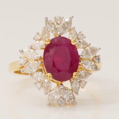 Anello ovale con diamante e rubino in oro massiccio 14K (certificato)