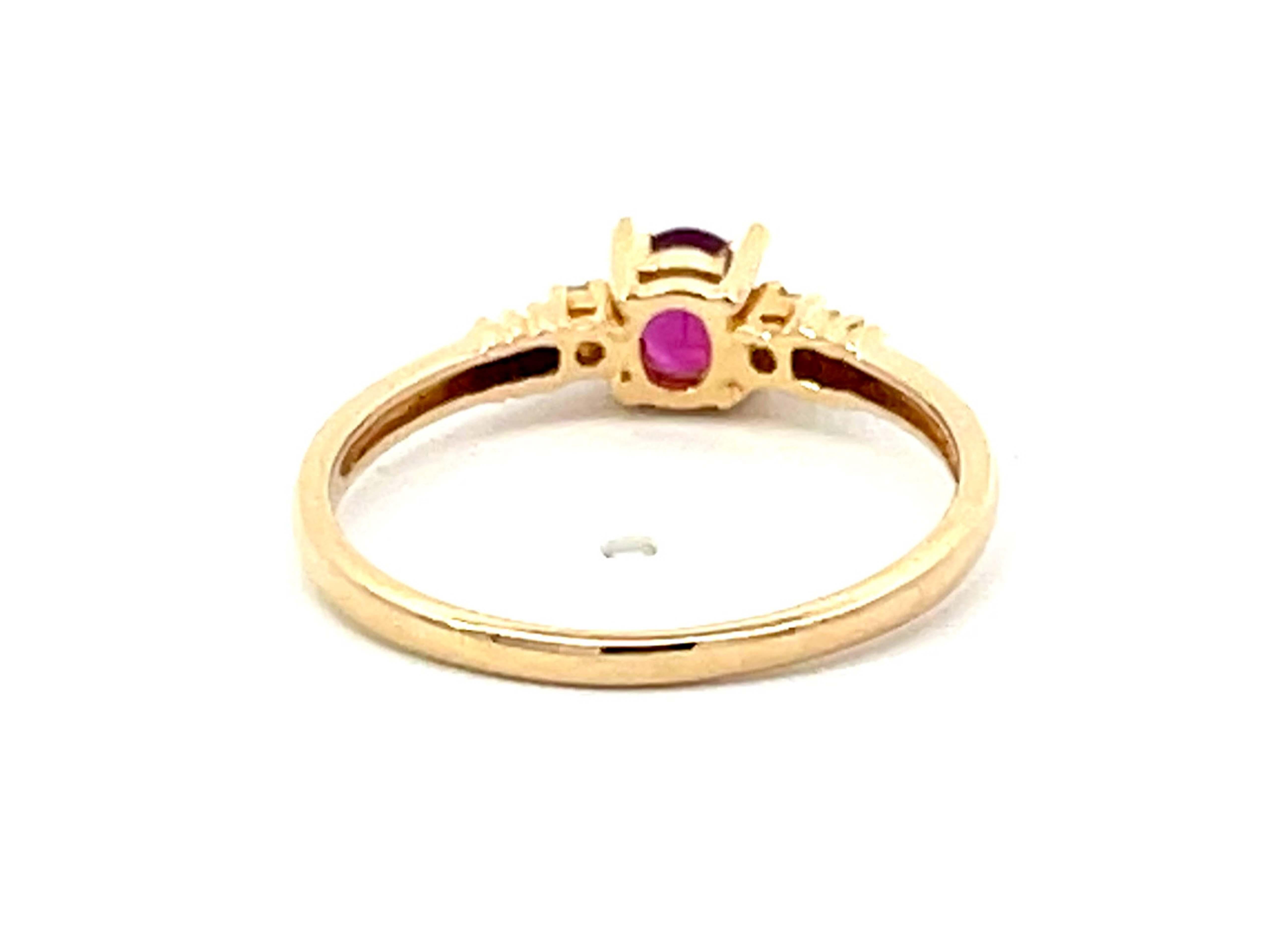 Women's Oval Ruby Diamond Ring in 14k Yellow Gold For Sale