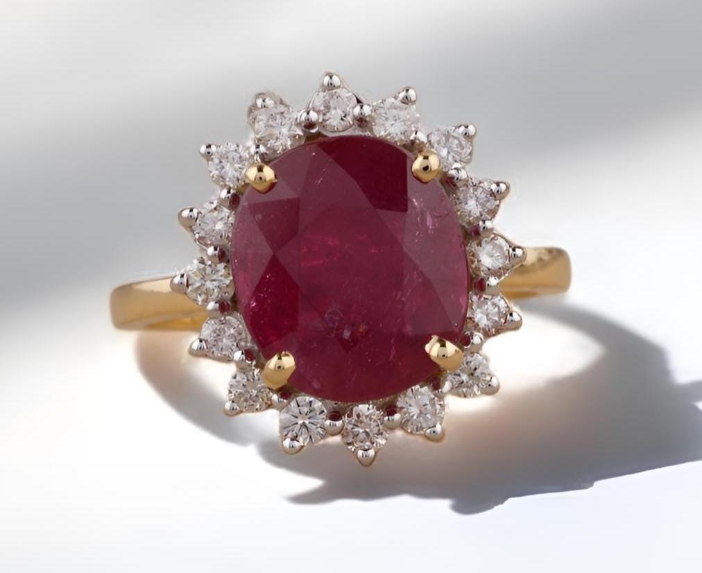 Anello ovale con gemma di rubino e diamante in oro massiccio 14K (certificato) in vendita