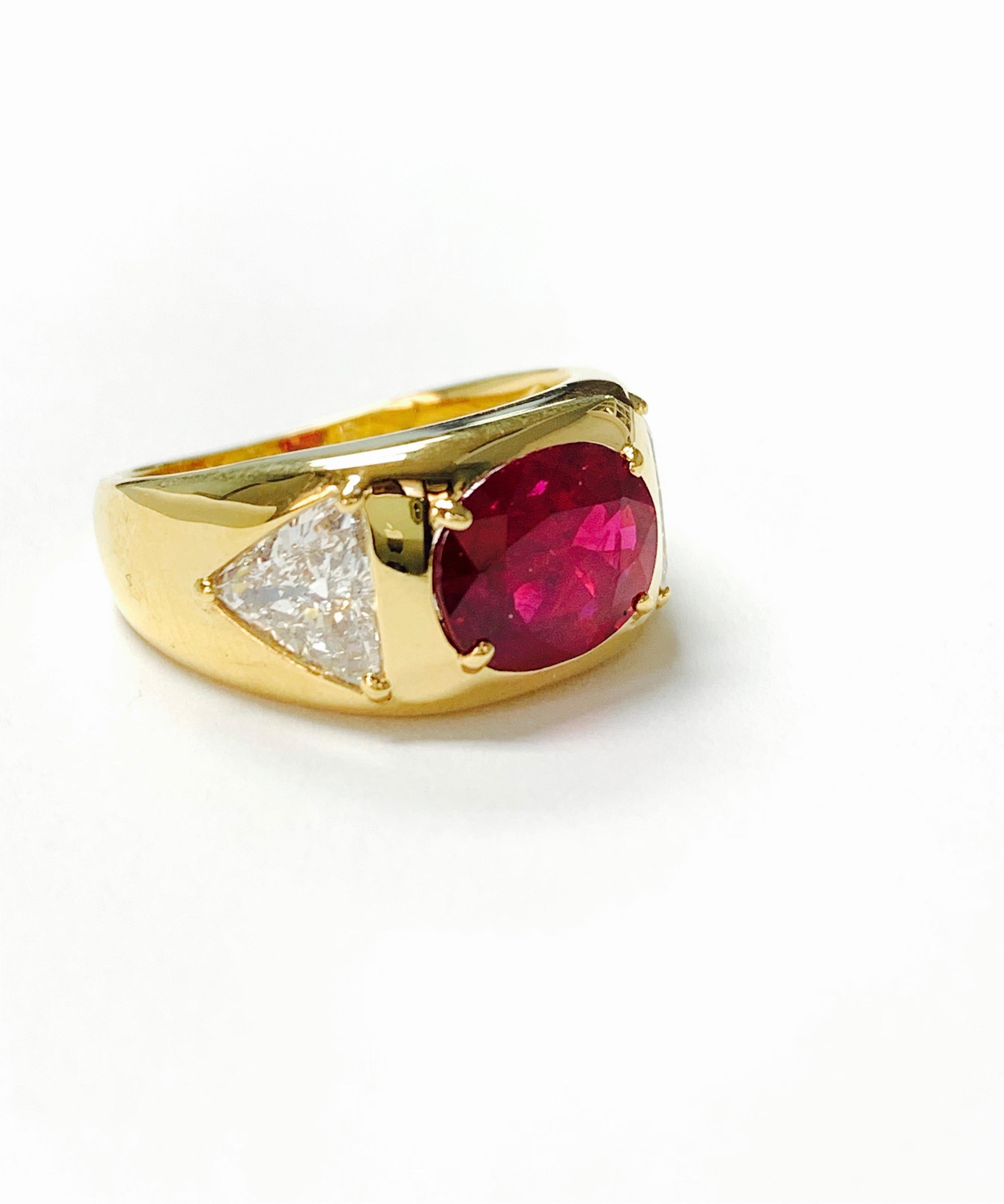 Contemporary Oval Ruby Ring And Trillion Diamond Engagement Ring in 18K Gold, AGL Certified For Sale