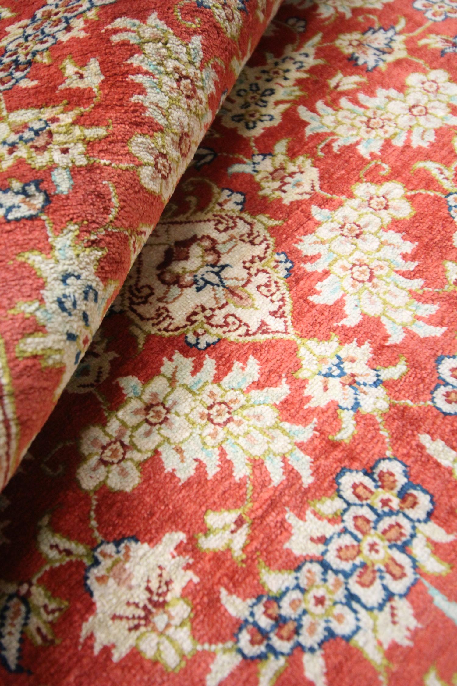 Ovaler handgefertigter türkischer Teppich aus reiner Seide, orientalischer roter Wollteppich im Angebot 3
