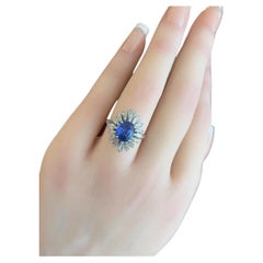 Oval Sapphire 2.12 carat and Diamond Ring in Platinum