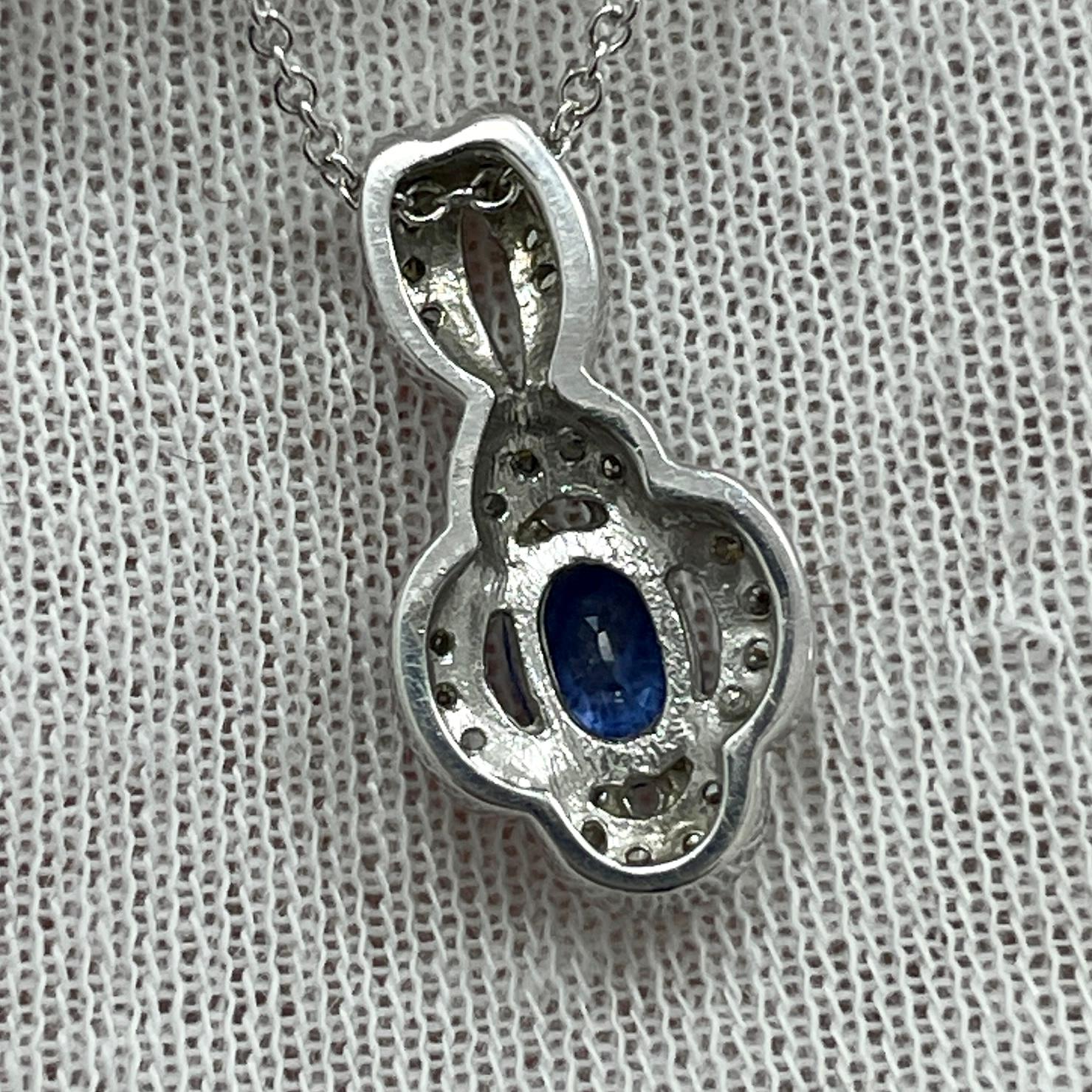 Oval Sapphire and Diamond White Gold Pendant In New Condition For Sale In New York, NY