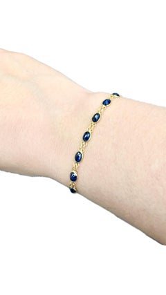 Oval Sapphire Bracelet in 18k Yellow Gold