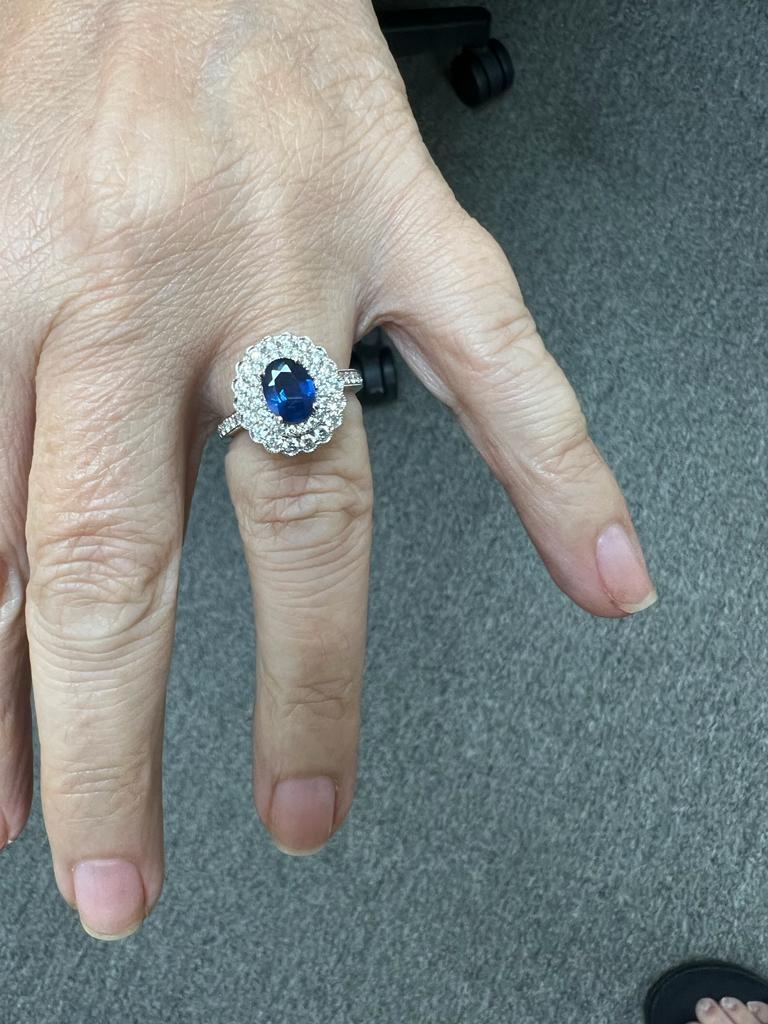 Oval Sapphire Diamond Engagement Halo Ring In New Condition In New York, NY
