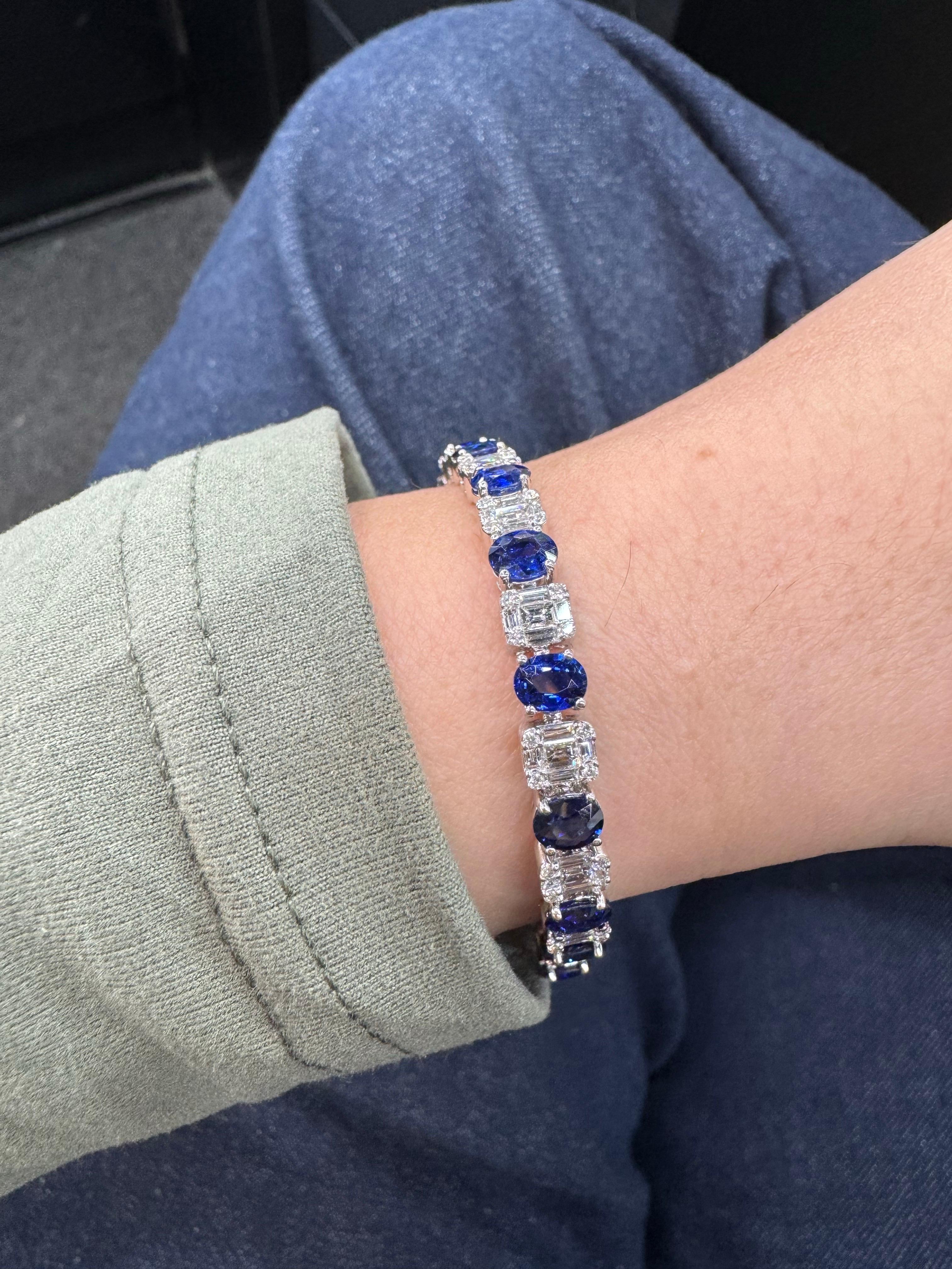 Zafiro Ovalado Diamante Ilusión Pulsera Tenis 11.80 Quilates Oro Blanco 18 Kilates Contemporáneo en venta