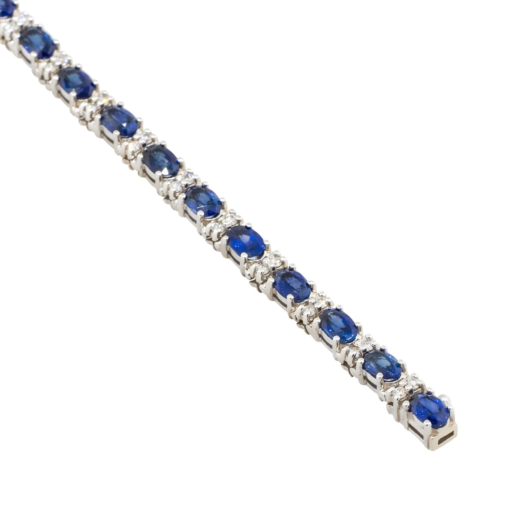 Oval Sapphire & Diamond Link 7 in Bracelet 18 Karat in Stock In Excellent Condition For Sale In Boca Raton, FL