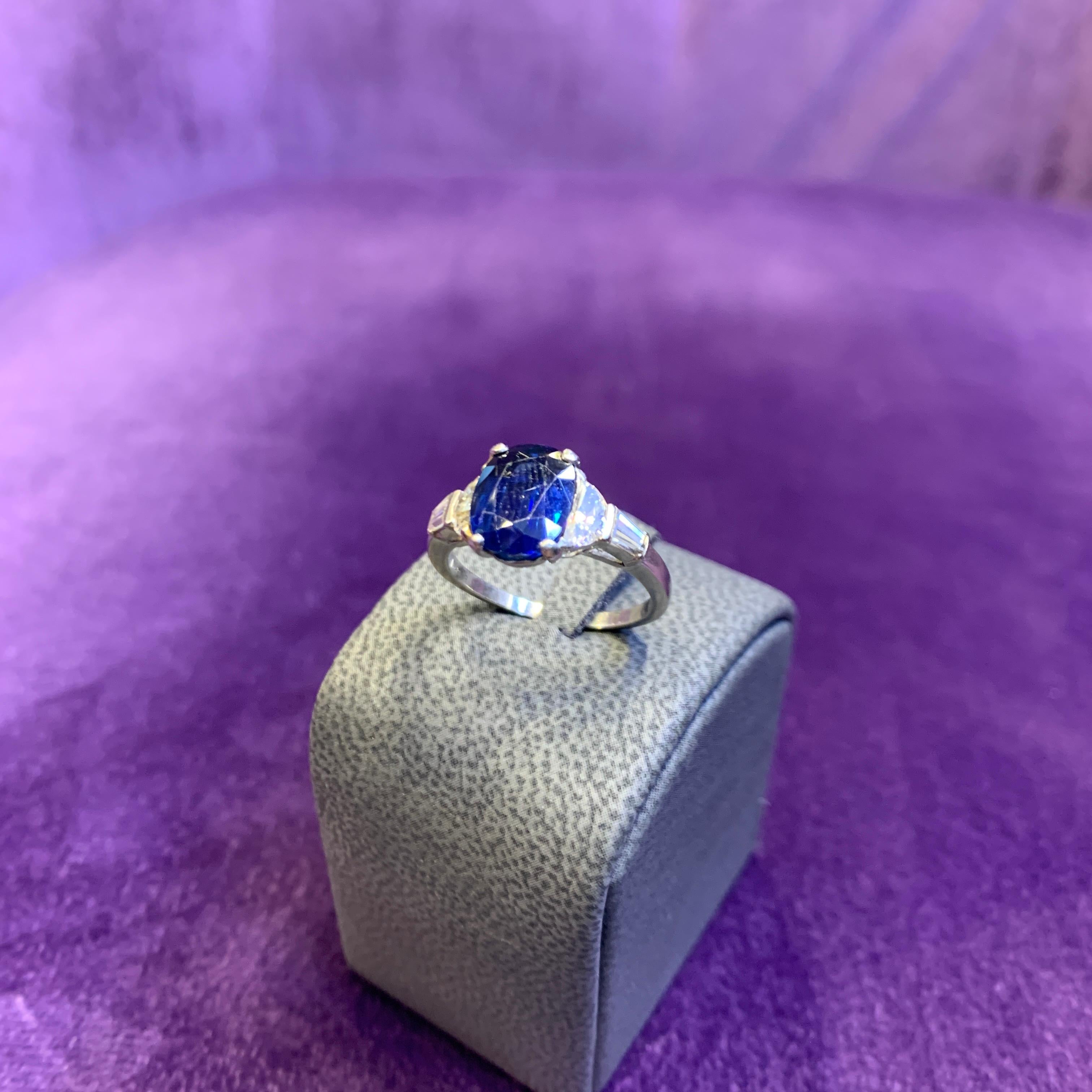 Oval Cut Oval Sapphire & Diamond Ring For Sale