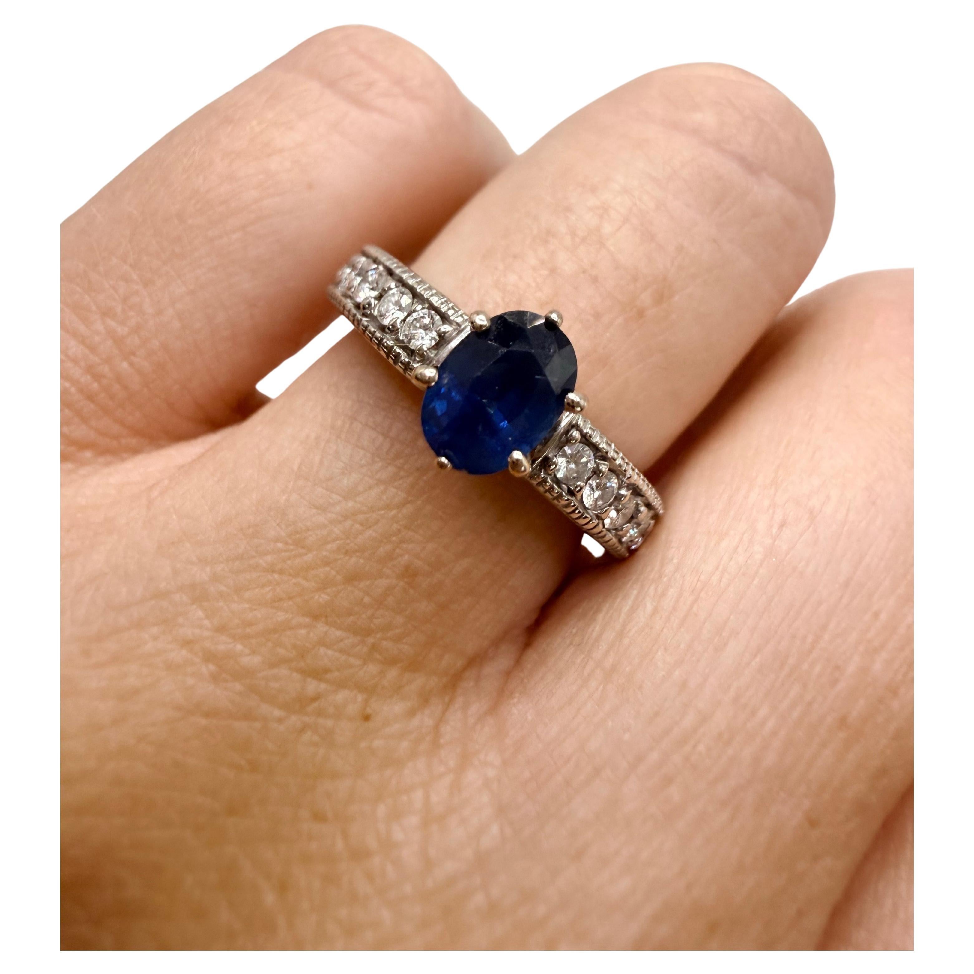 Bague de fiançailles saphir ovale or 14KT