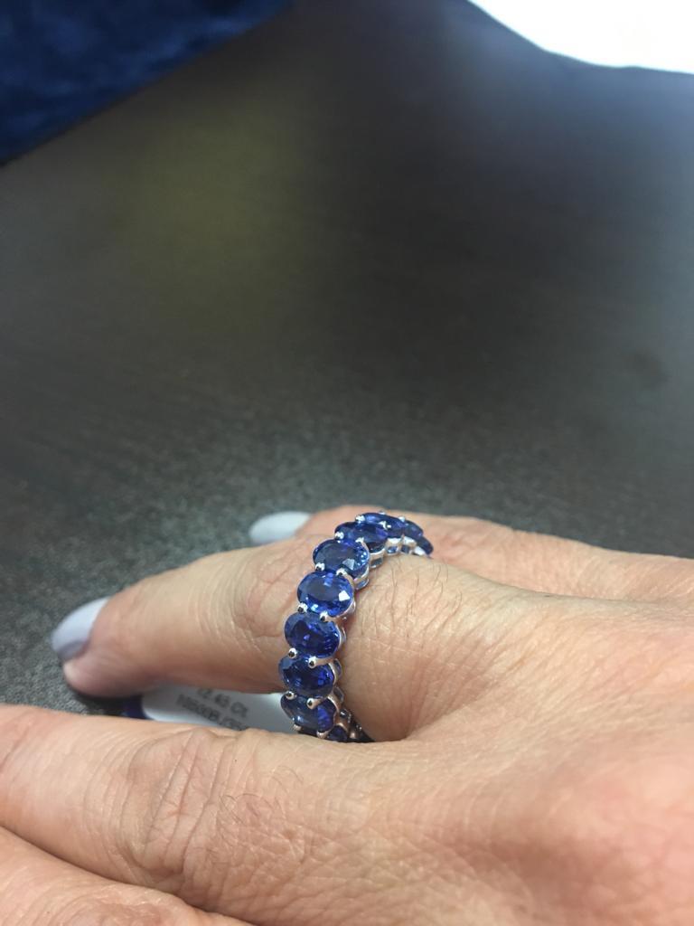 Oval Sapphire Eternity Ring 12 Carat In New Condition For Sale In Great Neck, NY