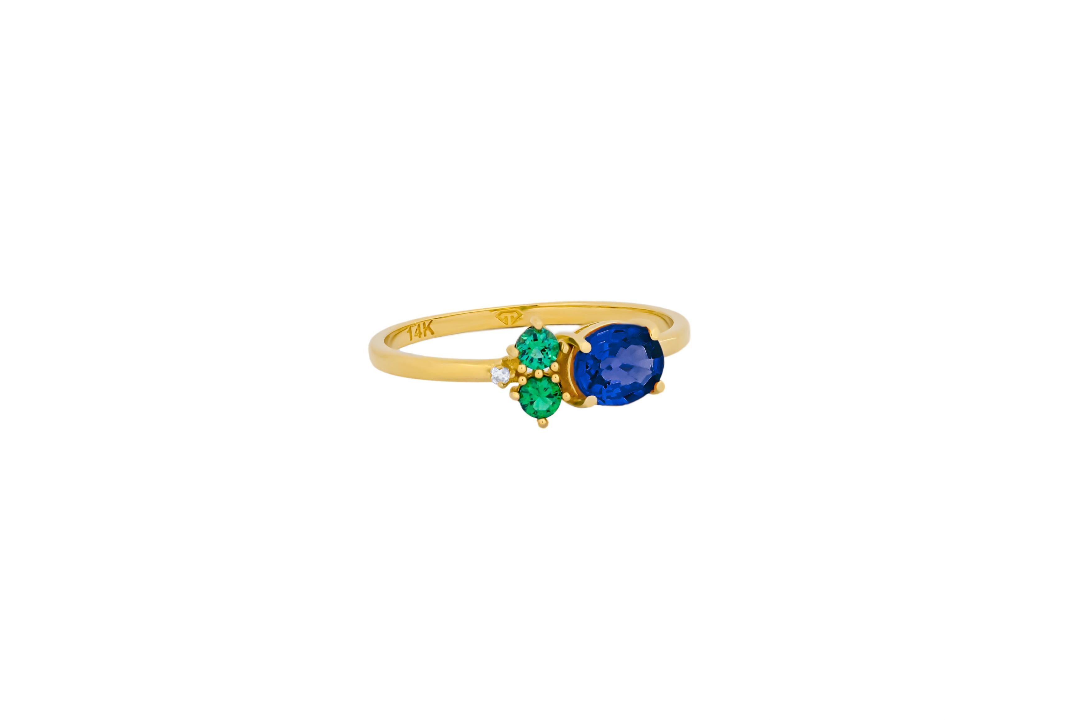 For Sale:  Oval sapphire, tsavorite and diamonds 14k gold ring. 4