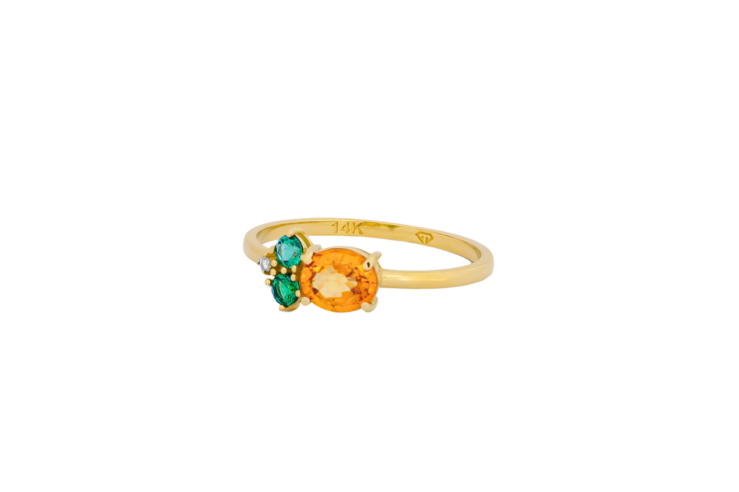 Women's Oval sapphire, tsavorite and diamonds 14k gold ring. For Sale