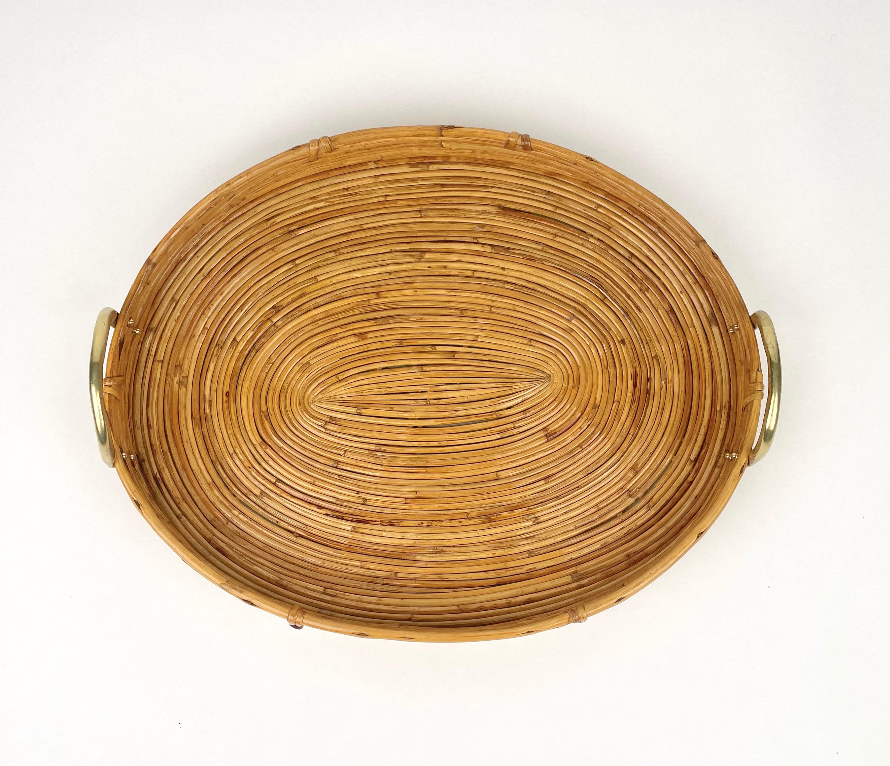 Ovales Serviertablett aus Bambus, Rattan und Messing, Italien 1970er Jahre im Zustand „Gut“ im Angebot in Rome, IT