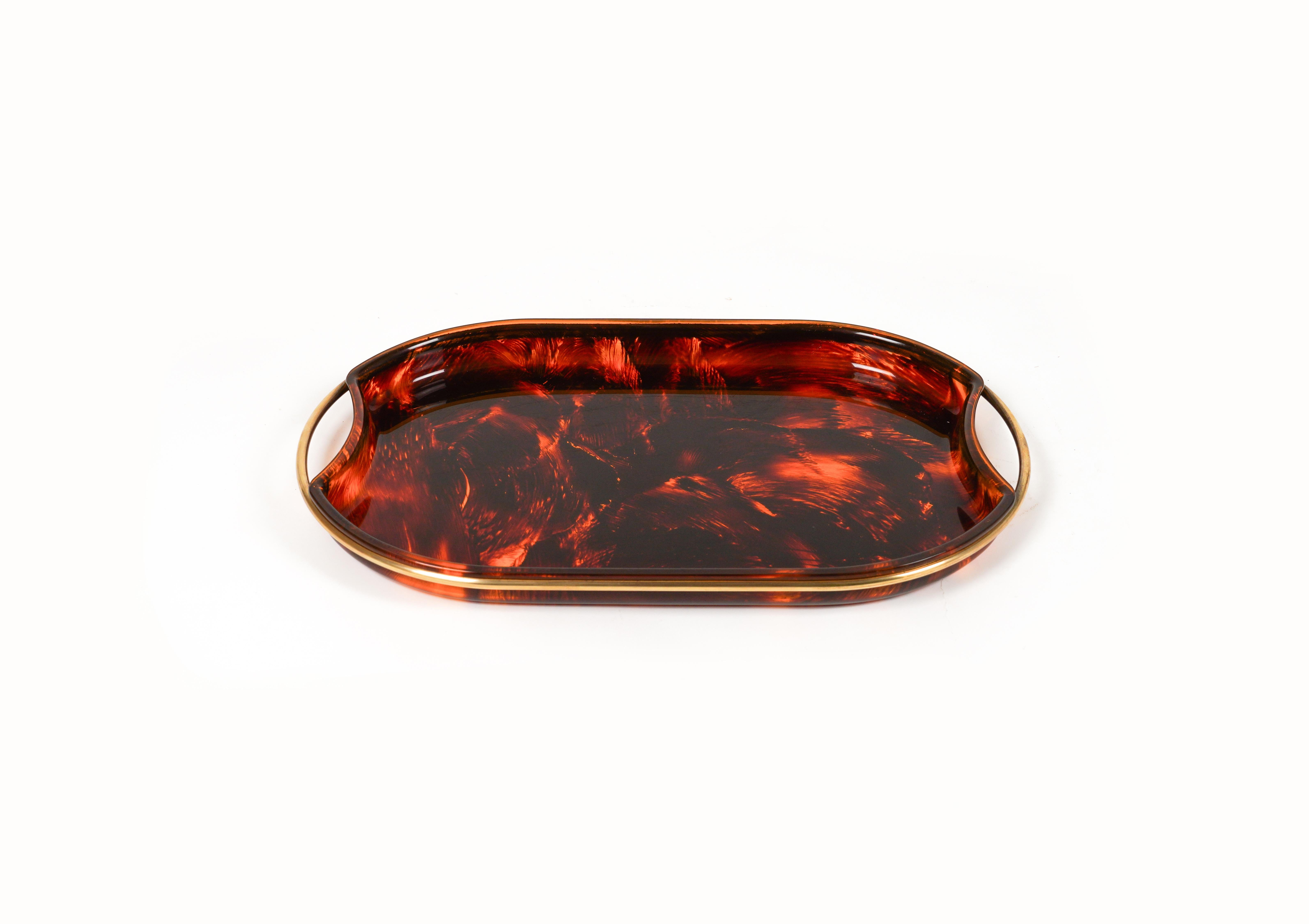Oval Serving Tray in Effect Tortoiseshell Lucite & Brass by Guzzini, Italy 1970s For Sale 3