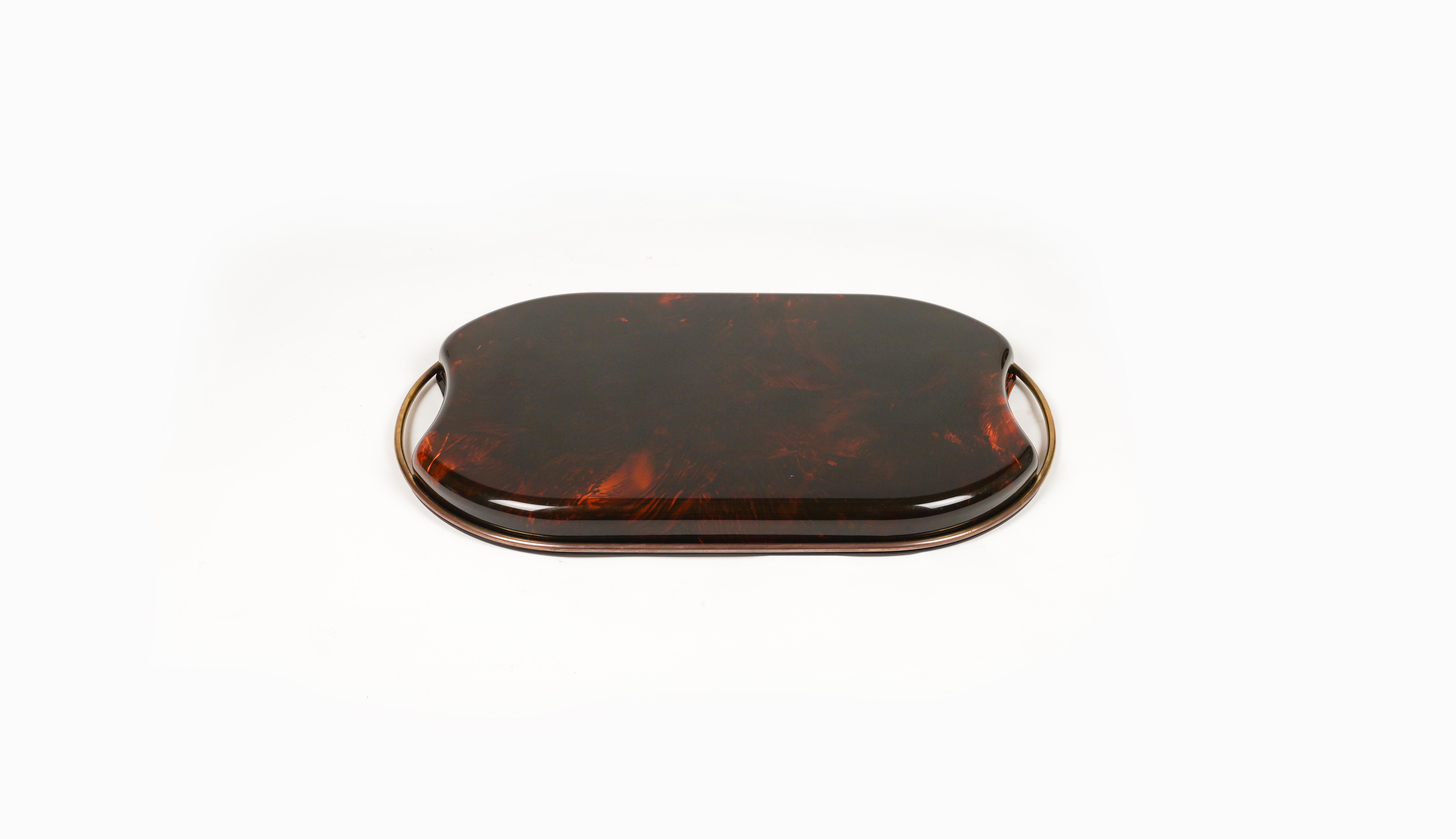 Oval Serving Tray in Effect Tortoiseshell Lucite & Brass by Guzzini, Italy 1970s For Sale 5