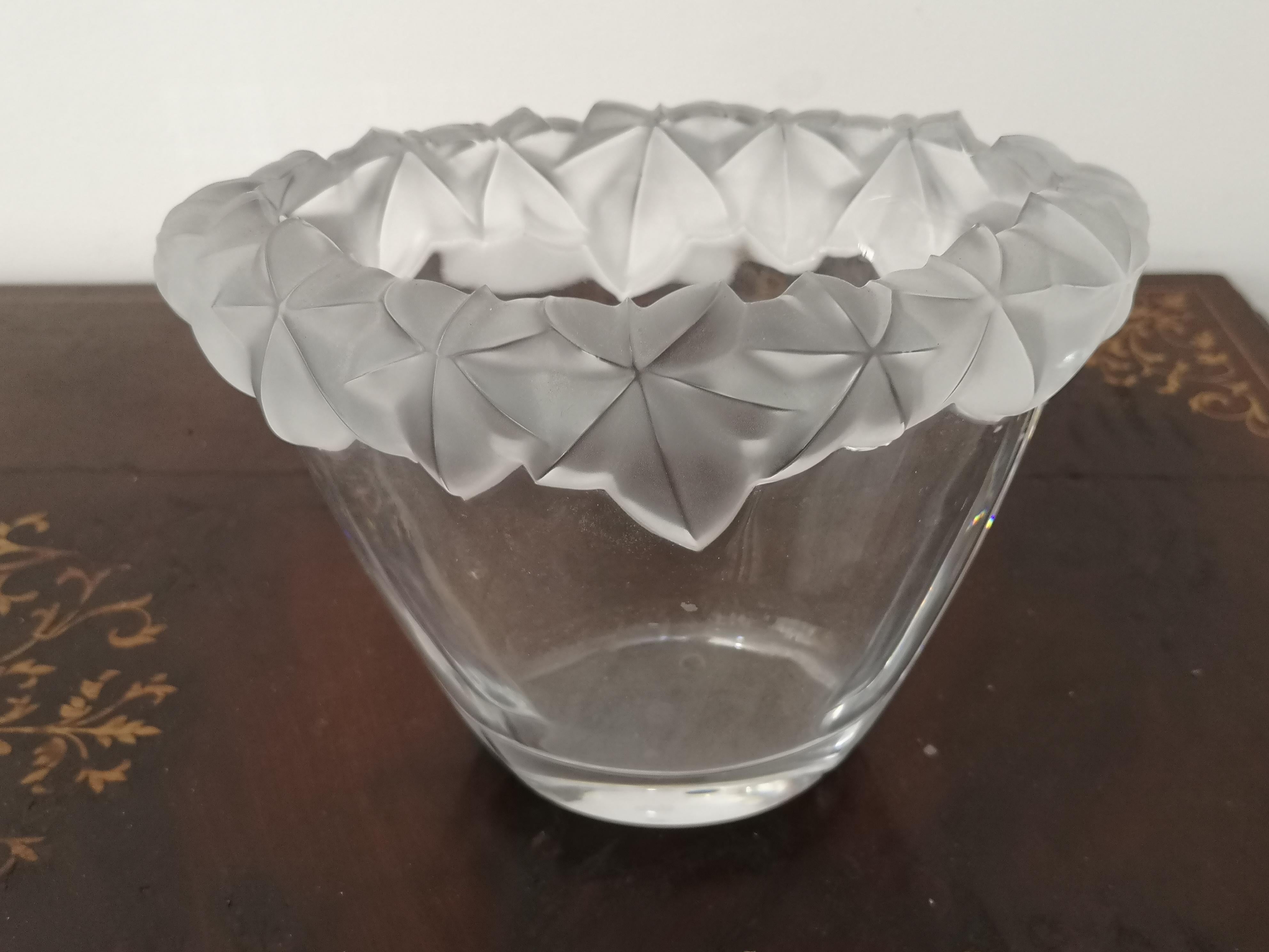 Jarrón ovalado de cristal de Sevres de los años 80 Late 20th Century en venta