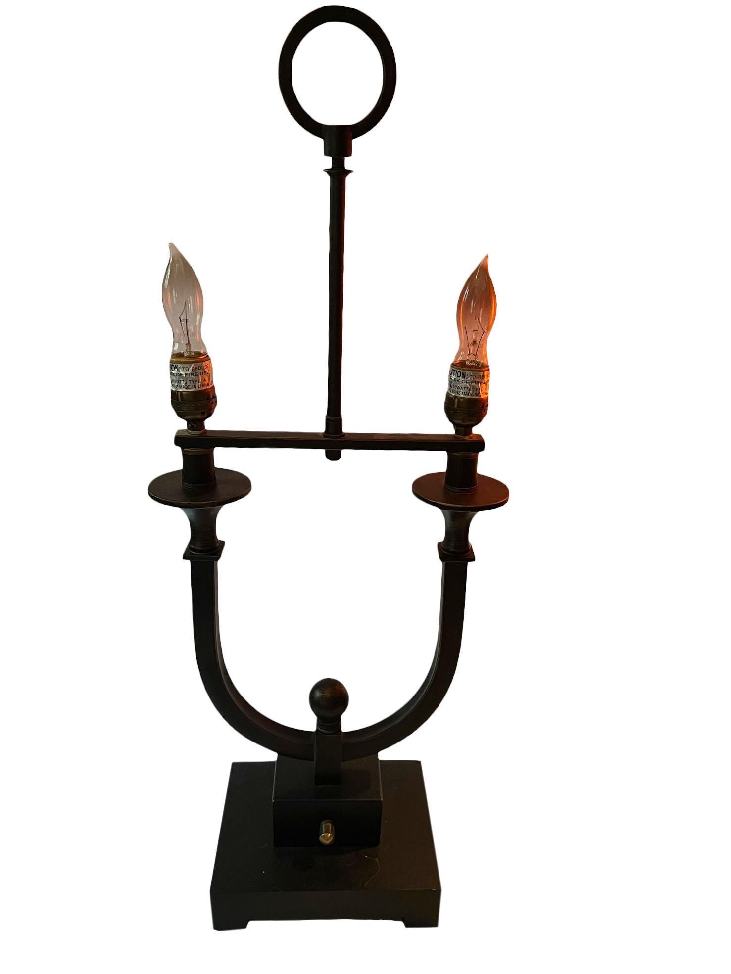 Verre Lampes ovales en verre teinté en vente