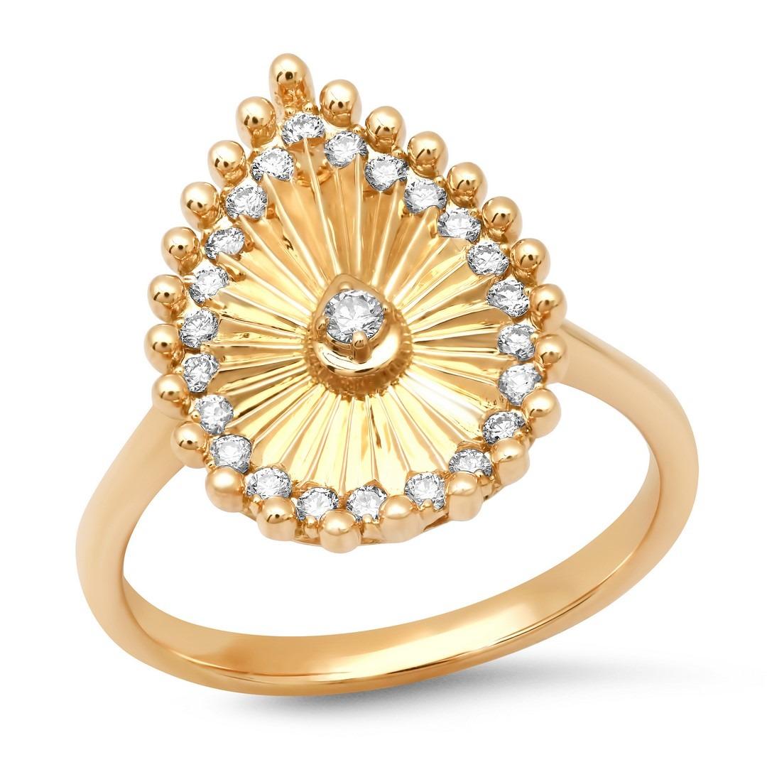 En vente :  Oval Shape 14K Yellow Gold Diamond Signet Ring 3