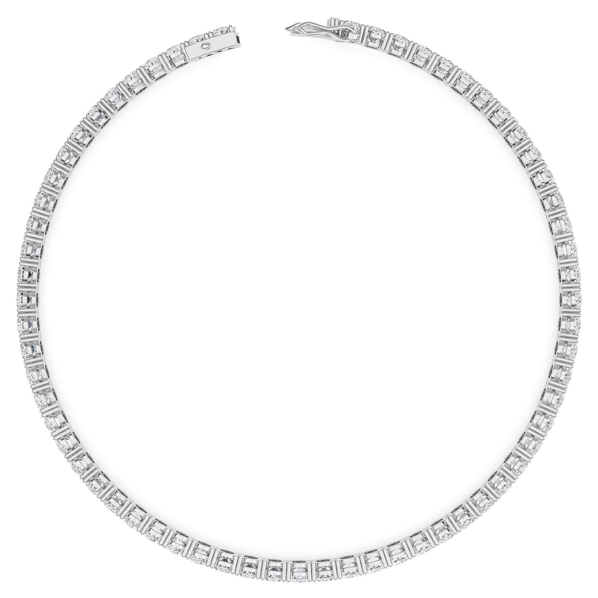 Bracelet tennis en diamants naturels de forme ovale de 5 carats poids total Neuf - En vente à Dubai, DU