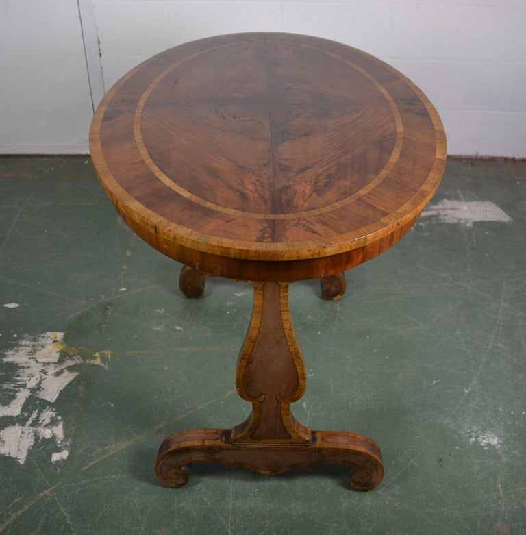 Oval Shape Accent Table at 1stDibs