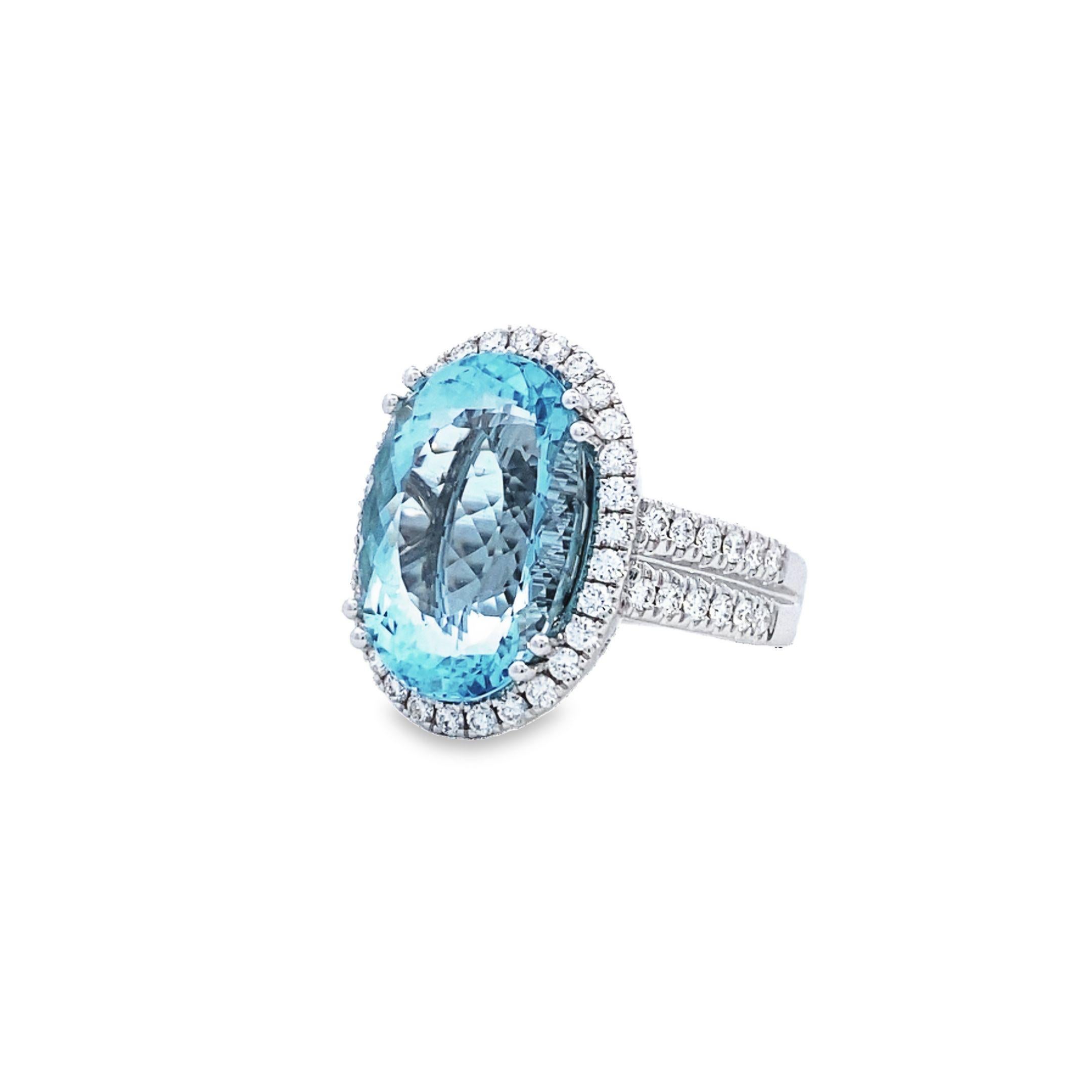 Modern Maurice Fine Jewelry - Oval Shape Aquamarine Ring with Diamonds For Sale