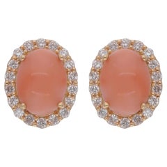 Pendientes de Coral Ovalados Diamante Oro Amarillo 14 Kilates Alta Joyería