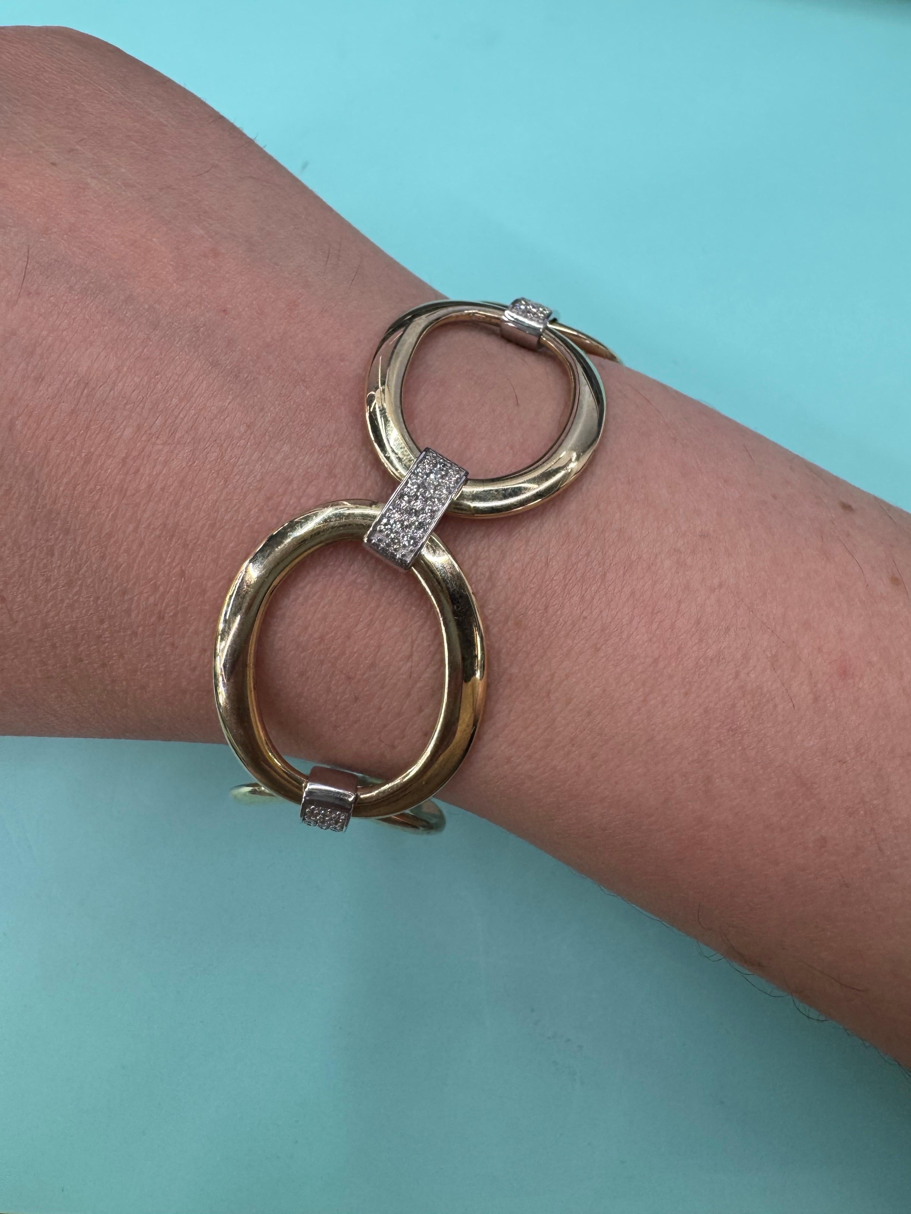 Oval Shape Diamond Bar Link Bracelet 0.95 Carats 14 Karat Yellow Gold 16.8 Grams In New Condition For Sale In New York, NY