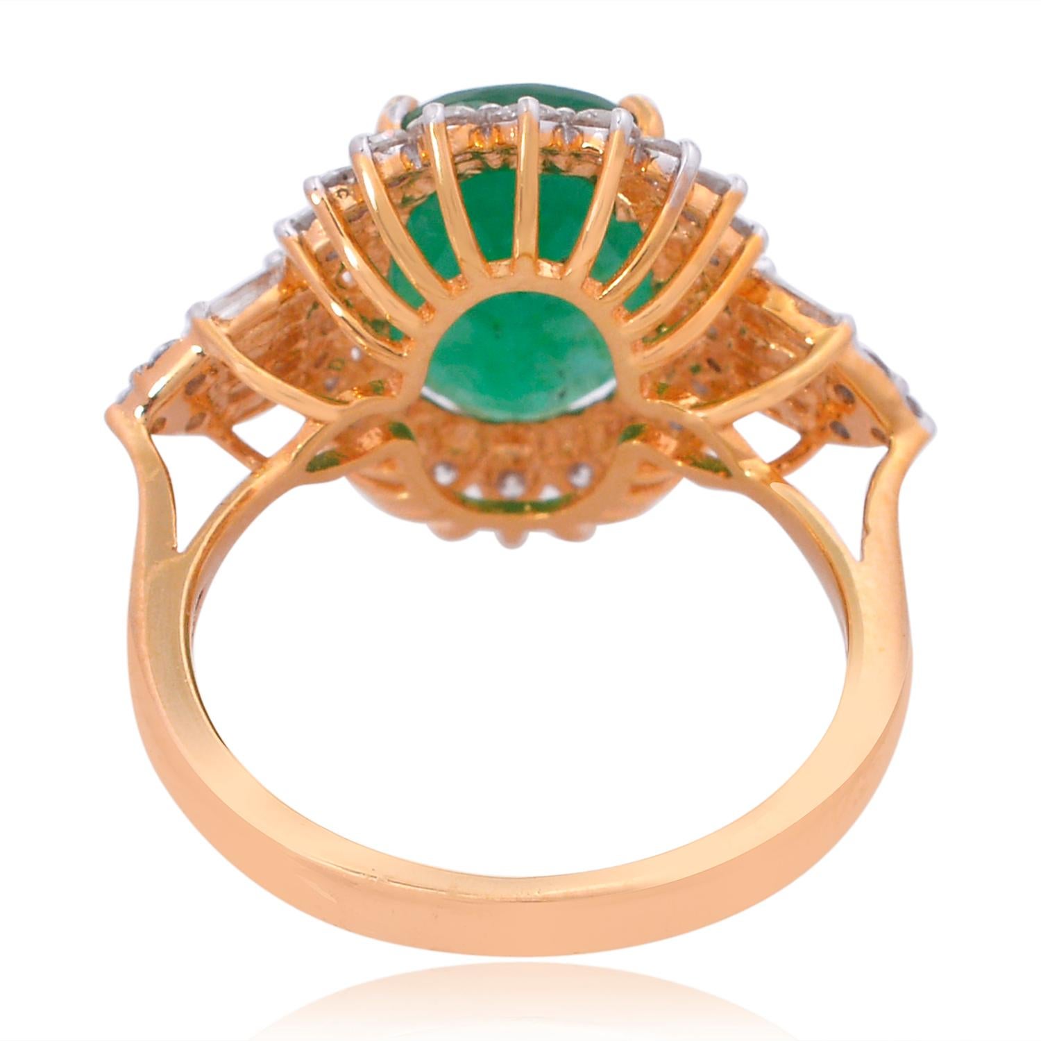 For Sale:  Oval Shape Emerald Gemstone Cocktail Ring Baguette Diamond 18 Karat Rose Gold 3