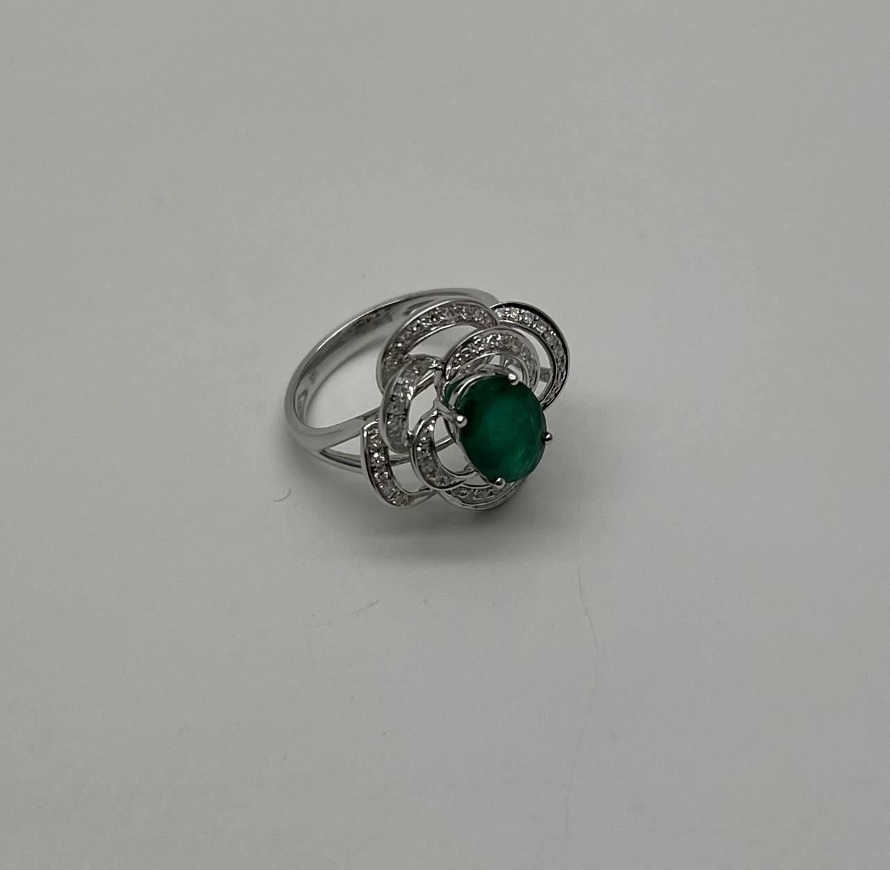 Oval Cut Oval Shape Green Emerald 14K White Gold Diamond Halo Floral Flower Spirals Ring For Sale