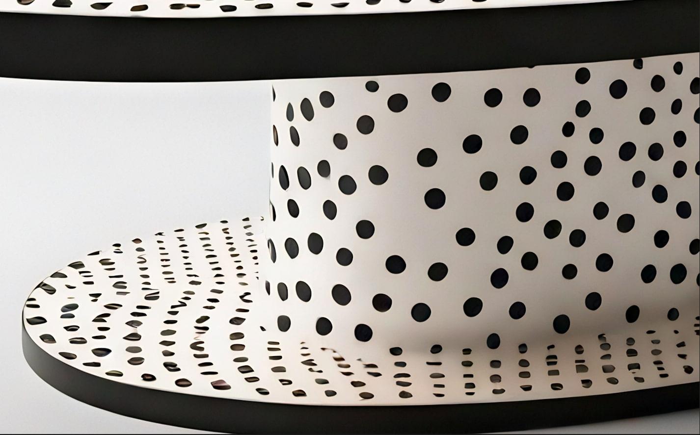 Incrusté Table basse ovale en Polkadot noir et blanc en vente