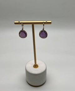 Pendientes Cabujones Amatista Violeta Púrpura Forma Ovalada Oro Amarillo 14K Diamantes