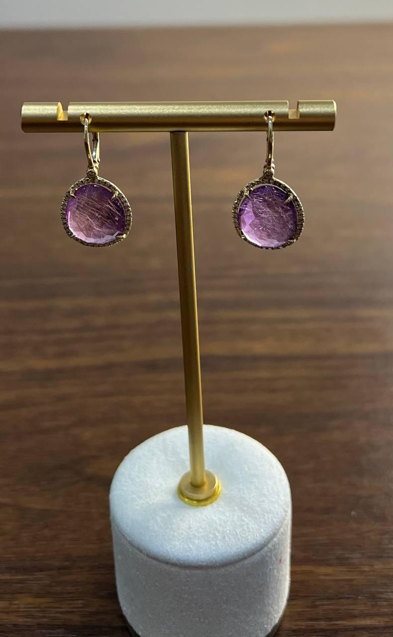 Pendientes Cabujones Amatista Violeta Púrpura Forma Ovalada Oro Amarillo 14K Diamantes en venta 1