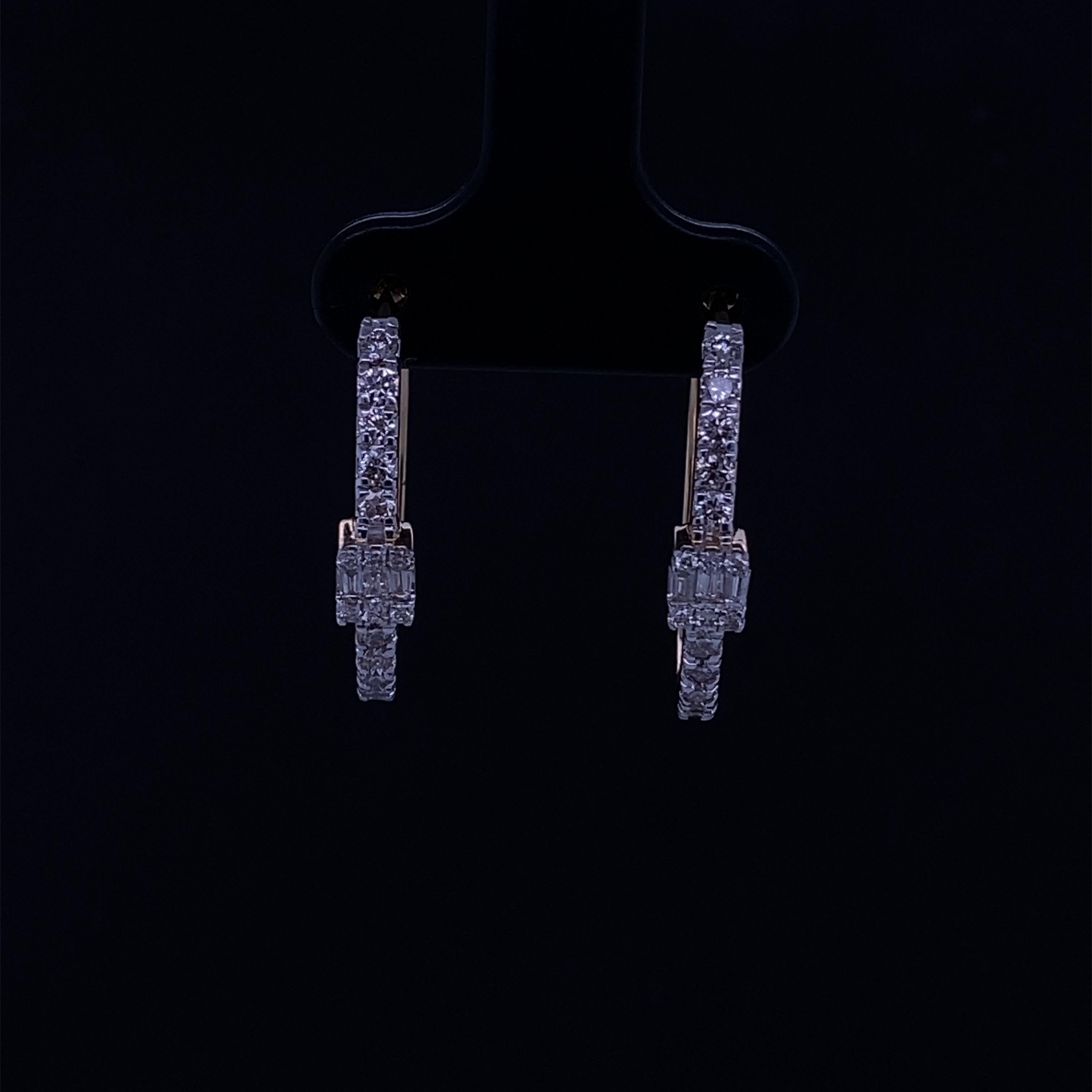 Women's Oval Shape Round & Baguette Diamonds Hoop Earrings in 18K Solid Gold For Sale