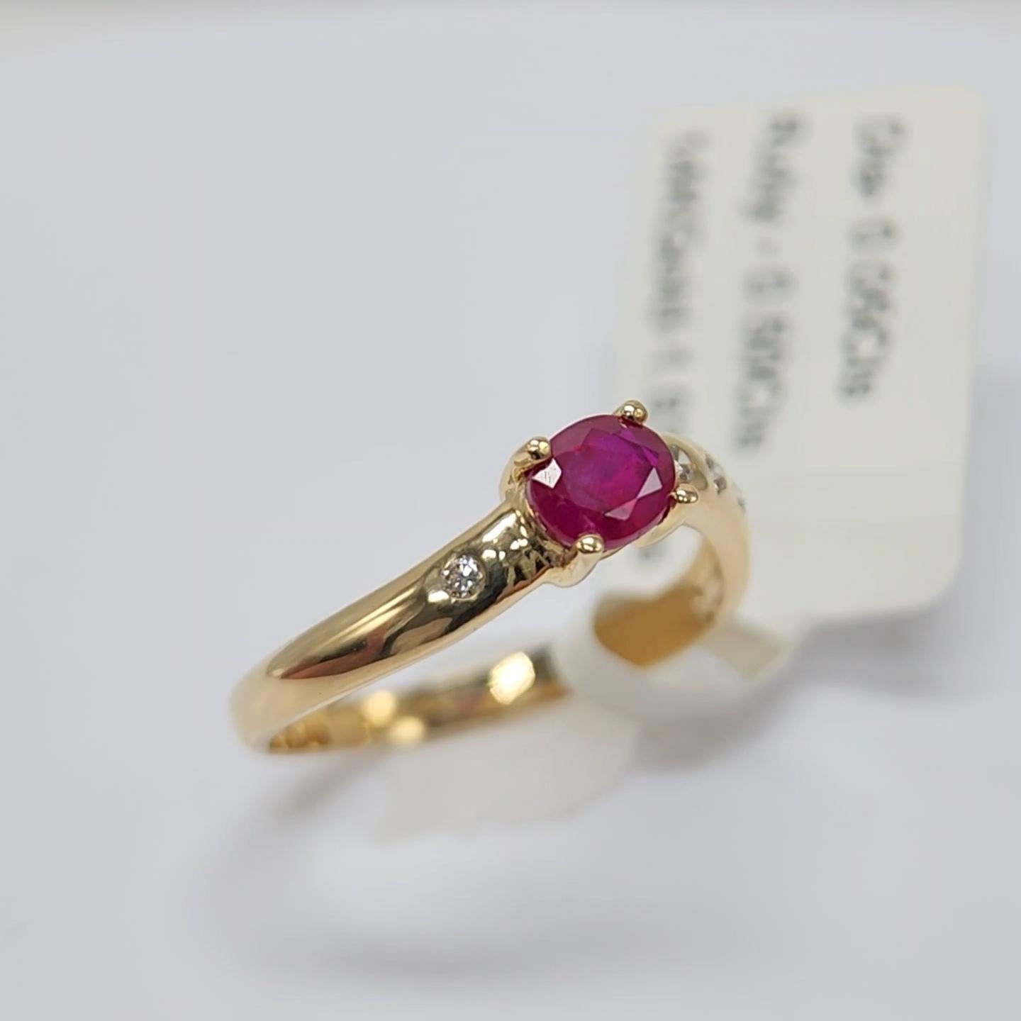 Oval Shape Ruby 0.50 Carat Ring 14 Karat Yellow Gold with Diamonds For Sale 2