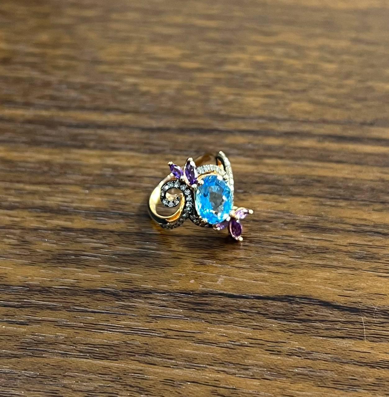 Oval Shape Swiss Blue Topaz Floral Flower Amethyst 14K Rose Gold Diamonds Ring For Sale 1