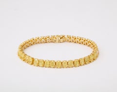 Bracciale con diamanti gialli di forma ovale
