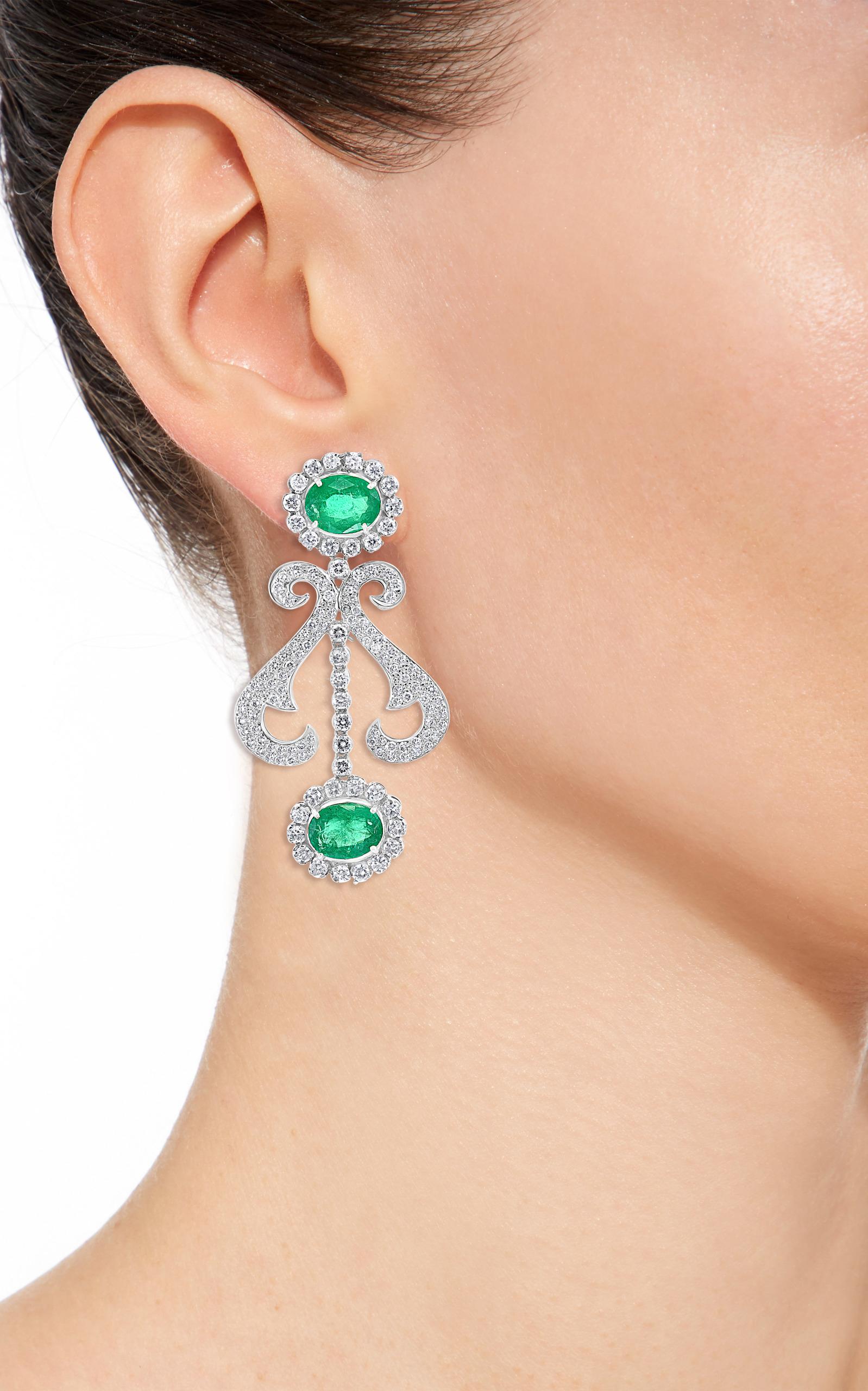 Oval Natural Zambian Emerald & Diamond Fringe Necklace and Earring Bridal Suite For Sale 7