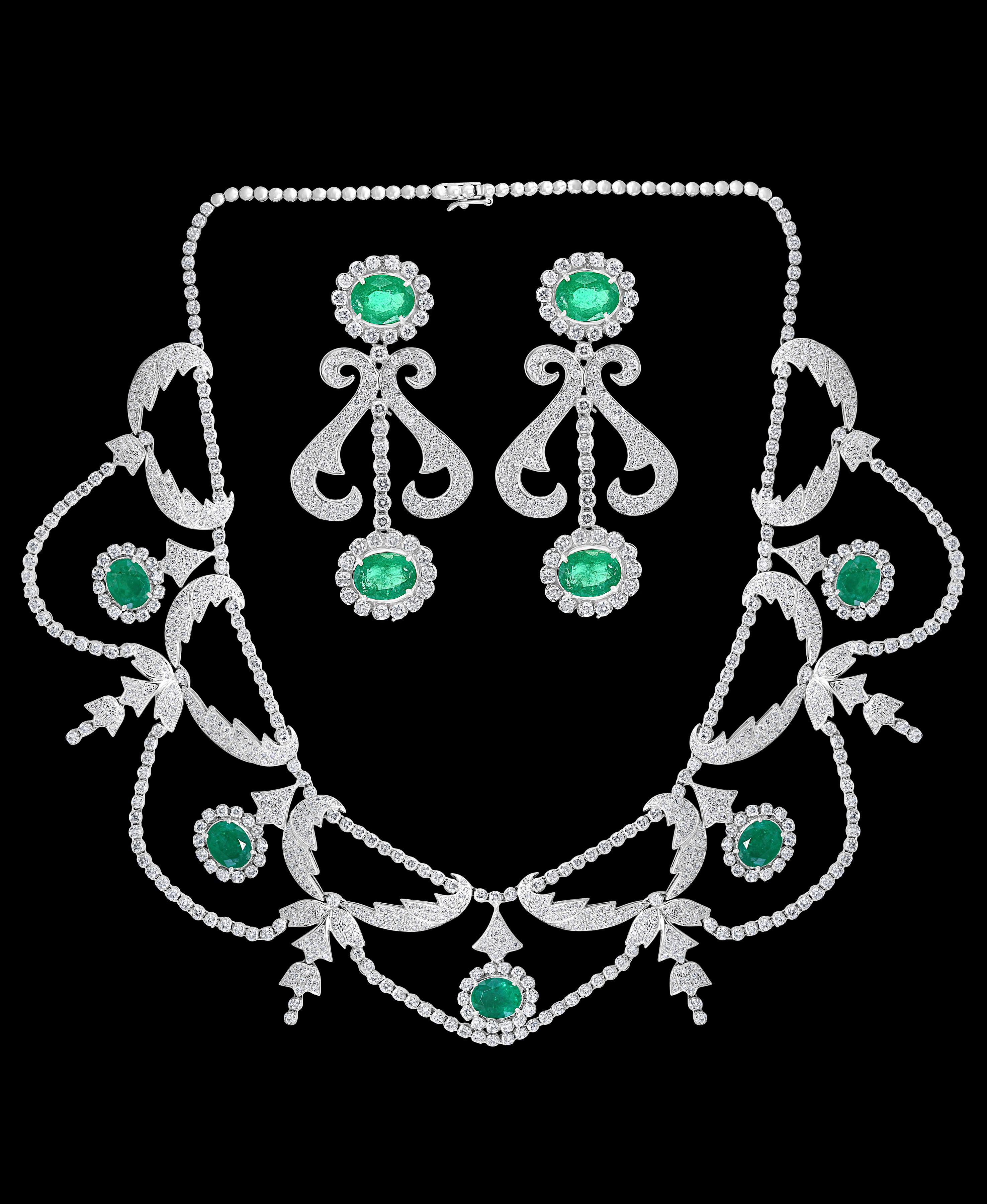Oval  Shape Natural  Zambian  Emerald And Diamond fringe  Necklace  Earring  Bridal Suite Estate
amazingly beautiful set , Fabulous design , Lays down on the neck beautifully
Emerald & diamond necklace of classic design, featuring  oval emeralds,