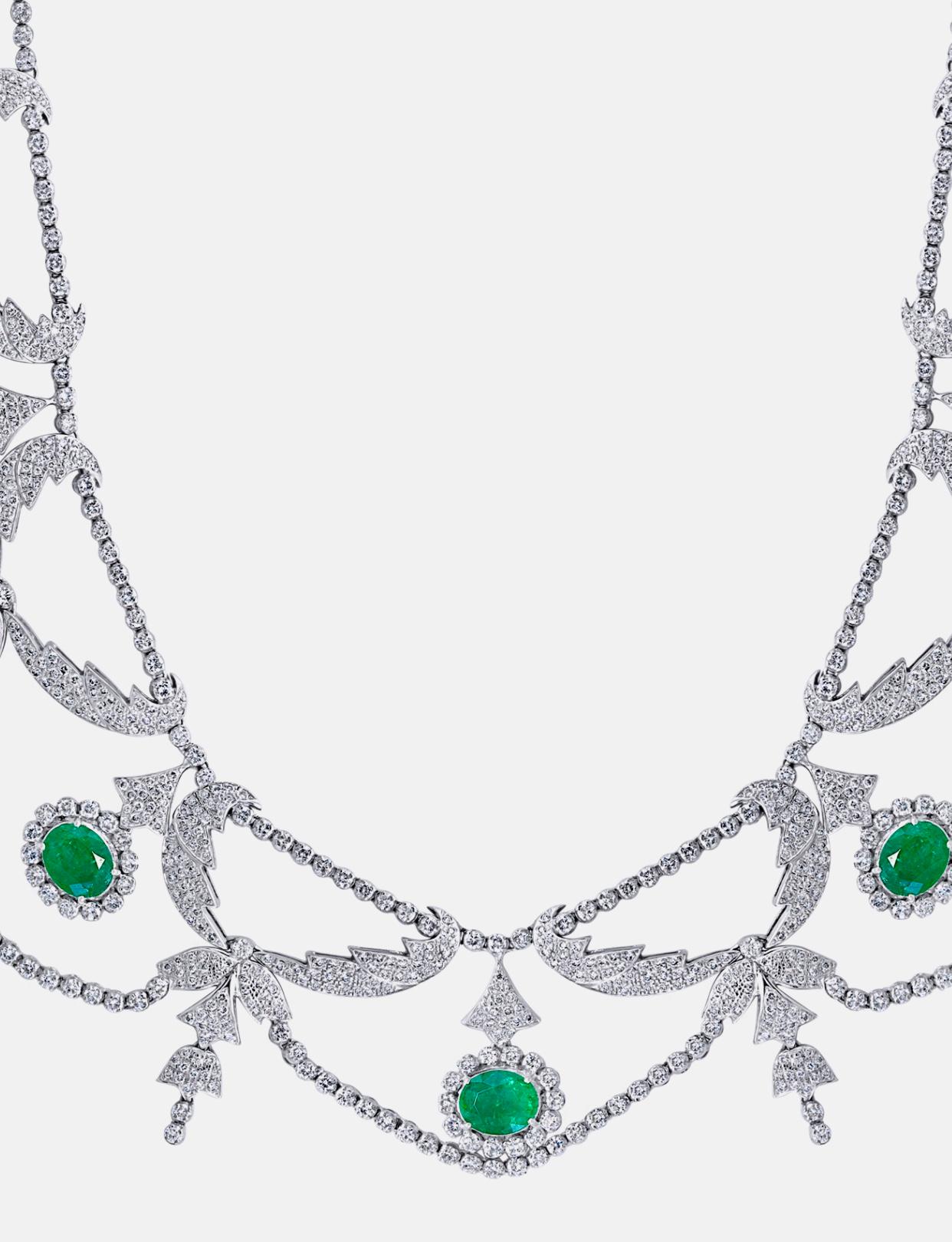 Oval Natural Zambian Emerald & Diamond Fringe Necklace and Earring Bridal Suite For Sale 2