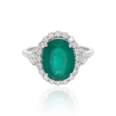 Oval Shape Zambian Emerald Gemstone Cocktail Ring Diamond 18 Karat White Gold