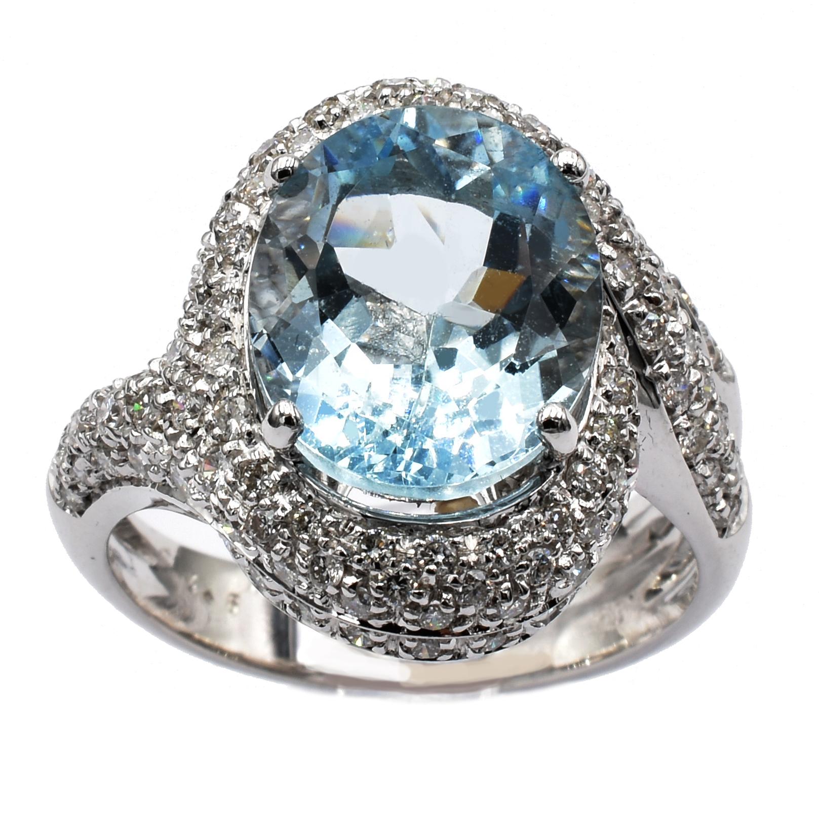 Gilberto Cassola Oval Shaped Aquamarine and Diamonds Gold Ring Made in Italy For Sale 4