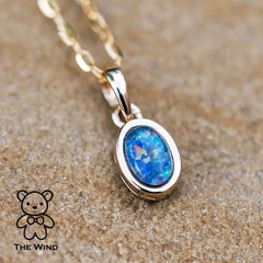 Collar de Ópalo Triple Australiano Ovalado en Oro Amarillo de 14k